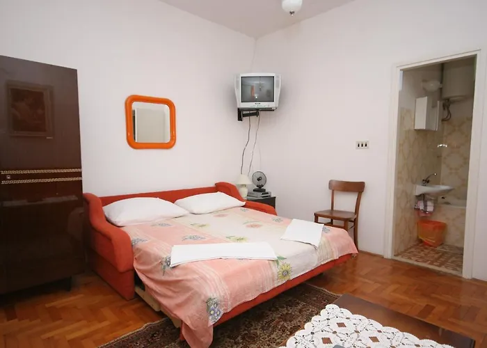 Pensionat And By The Sea Hvar - 141 3*