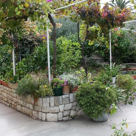 And By The Sea Hvar - 141 3*