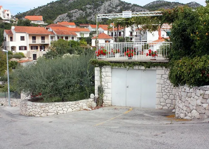 And By The Sea Hvar - 141 Hvar Town