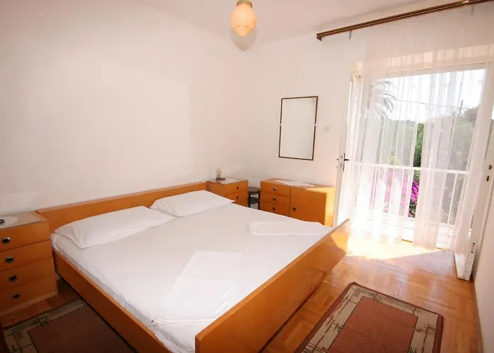 And By The Sea Hvar - 141 3*