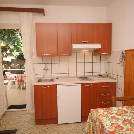 And By The Sea Hvar - 141 Pensionat 3*