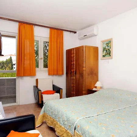 And By The Sea Hvar - 141 Гостьовий будинок 3*