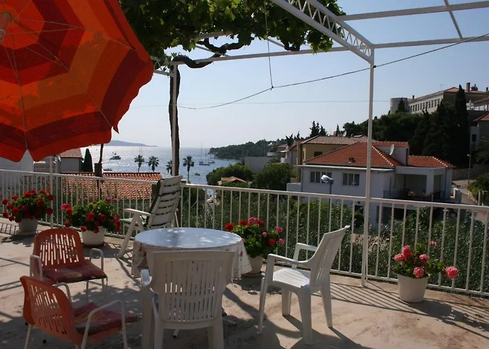 And By The Sea Hvar - 141 Guest house