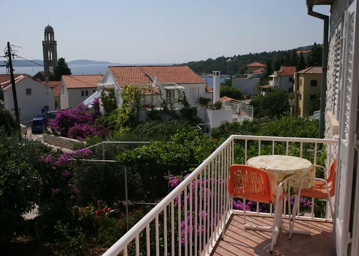 And By The Sea Hvar - 141 Guest house Hvar Town